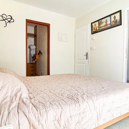 Les Oliviers By Interhome