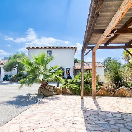 Сasa de vacaciones Les Oliviers By Interhome