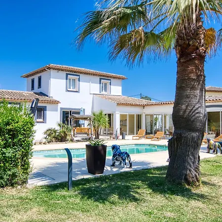 Сasa de vacaciones Les Oliviers By Interhome