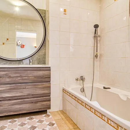 Les Oliviers By Interhome